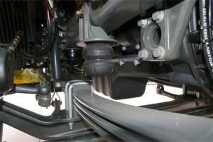 中国重汽 汕德卡SITRAK C7H重卡 480马力 6X4 LNG国六牵引车(ZZ4256V384HF1LB)