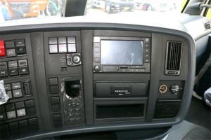 中国重汽 HOWO T7H重卡 500马力 6X4 国六牵引车(ZZ4257V324HF1B)
