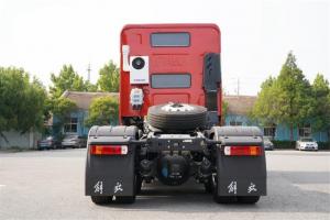 青岛解放 JH6重卡 350马力 6X4 国五危险品牵引车(CA4250P25K2T1E5A1)