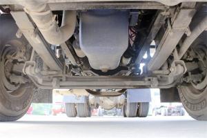 青岛解放 JH6重卡 460马力 6X4 国六LNG牵引车(CA4250P26K15T1NE6A80)