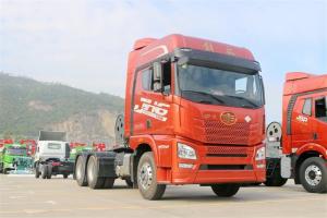 青岛解放 JH6重卡 460马力 6X4 国六LNG牵引车(CA4250P26K15T1NE6A80)