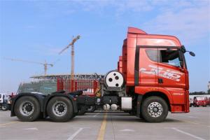 青岛解放 JH6重卡 460马力 6X4 国六LNG牵引车(CA4250P26K15T1NE6A80)