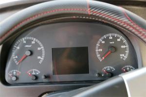 中国重汽 斯太尔D7B重卡 440马力 6X4国五牵引车(曼后桥)(ZZ4253V3241E1BN)