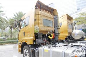 华菱 汉马H7重卡 460马力 6X4 国五牵引车(HN4250H46C4M5)