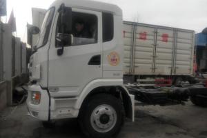 大运 N6中卡 180马力 4X2 国五6.2米栏板载货车(玉柴)(435后桥)(CGC1160D5BADA)