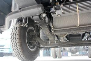 跃进 快运C500-33 蓝巨人 180马力 国五4.165米单排厢式轻卡(SH5042XXYZFDCWZ4)