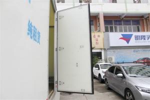 吉利远程 E200 4.5T 4.14米单排厢式纯电动轻卡(DNC5042XXYBEVK2)80.64kWh