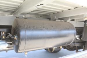 大运 新N8E 轻量化 375马力 8X4 国五9.6米栏板载货车(CGC1310D5EDHF)