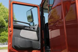 联合卡车 U系重卡 530马力 6×4 国五牵引车 (QCC4252D654-6)