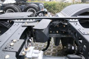 联合卡车 U430重卡 430马力 6X4 国五牵引车(3.083速比)(QCC4252D654-2)
