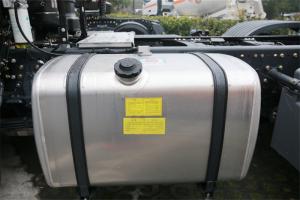 联合卡车 U430重卡 430马力 6X4 国五牵引车(3.083速比)(QCC4252D654-2)