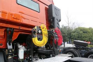 联合卡车 U440重卡 440马力 6X4 国五牵引车(汉德后桥)(QCC4252D654-1)