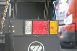 福田 瑞沃E3 129马力 4X2 国五4.15米自卸车(BJ3043D8JEA-FD)