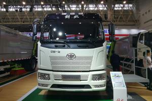 一汽解放 J6L 160kW 4×2 纯电动车厢可卸式垃圾车（ZBH5180ZXXCABEV）