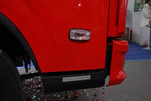 上汽跃进 快运C500-33 150马力 4×2 国六 载货车底盘（SH1043ZFDDWZ1）