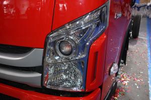 上汽跃进 快运C500-33 150马力 4×2 国六 载货车底盘（SH1043ZFDDWZ1）