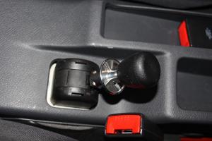 上汽跃进 快运C500-33 150马力 4×2 国六 载货车底盘（SH1043ZFDDWZ1）