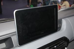 上汽跃进 快运C500-33 150马力 4×2 国六 载货车底盘（SH1043ZFDDWZ1）