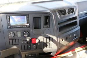 陕汽重卡 德龙X3000 轻量化版 430马力 6X4 国五LNG牵引车(SX42584X384TL)