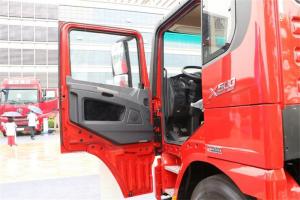 陕汽重卡 德龙X3000 低顶版 500马力 6X4 国五牵引车