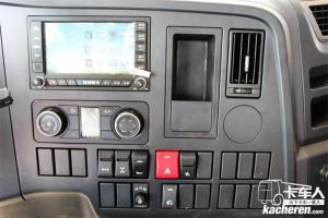 陕汽重卡 德龙X3000 加强版 430马力 6X4 国五牵引车(SX4250XC4)