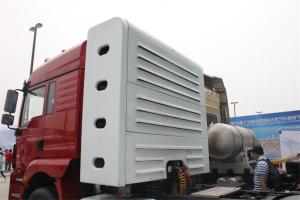 陕汽重卡 德龙新M3000 380马力 6X4 国五 CNG危险品牵引车(SX4258GV384TW)