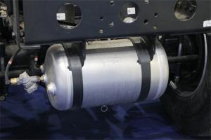 陕汽重卡 德龙X3000 纪念版 轻量化 550马力 6X4 国五牵引车(SX4250XC4Q2)