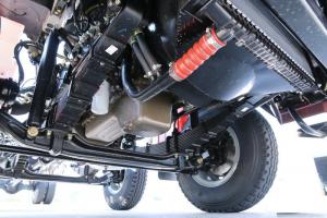 陕汽重卡 德龙L3000 220马力 6X2 9.7米 国五栏板载货车底盘(SX1250LA9)