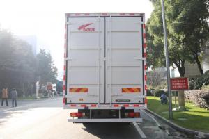 一汽解放 J6M 280马力 6X2R 9.5米 国五厢式载货车(CA5250XXYP63K1L6T2E5)