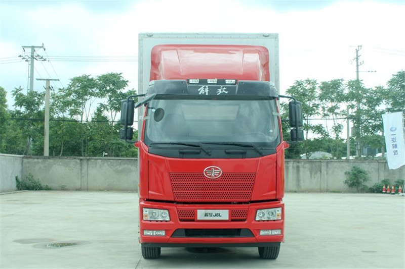 一汽解放 J6L重卡 240马力 4X2 9.7米 国五厢式载货车(CA5180XXYP62K1L7E5)