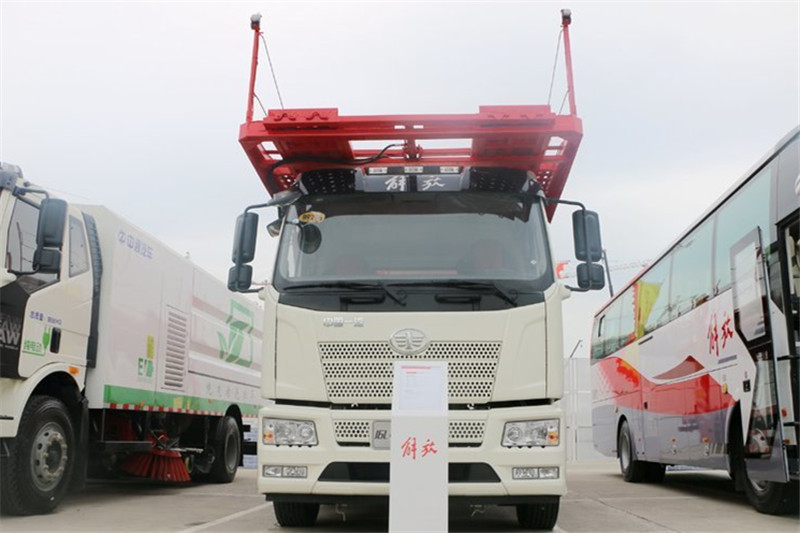 一汽解放 J6L重卡 240马力 4X2 国五车辆运输车(JHP5185TCL)