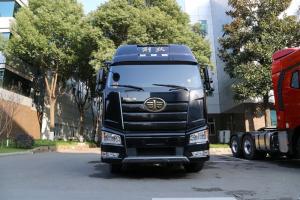 一汽解放 新J6P重卡 460马力 4X2 国五自动挡牵引车(AMT手自一体)(CA4180P66K24E5)