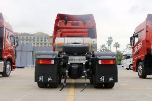 一汽解放 新J6P重卡 420马力 6X4 国六LNG牵引车(CA4250P66M25T1E6)