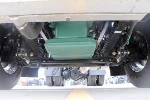 一汽解放 新J6P重卡 420马力 6X4 国六LNG牵引车(CA4250P66M25T1E6)
