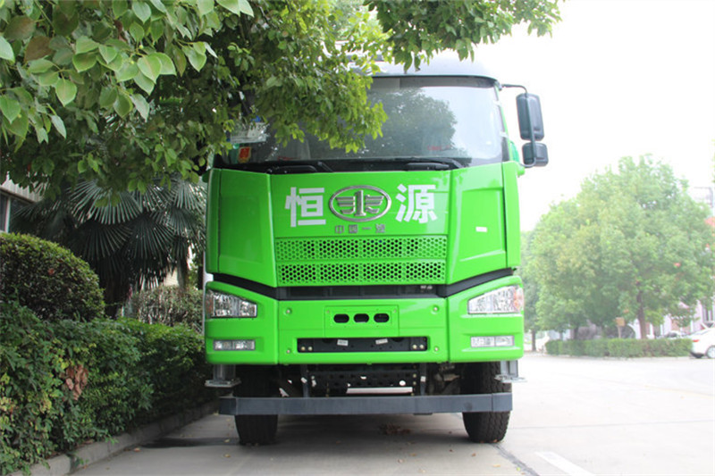 一汽解放 J6P重卡 350马力 6X4 5.8米 国五自卸车(CA3250P66K2L0T1AE5)
