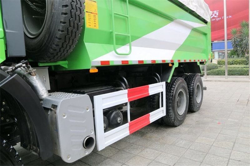 一汽解放 J6P重卡 375马力 6X4 5.6米 国五渣土自卸车(CA3250P66K2L1T1AE5)