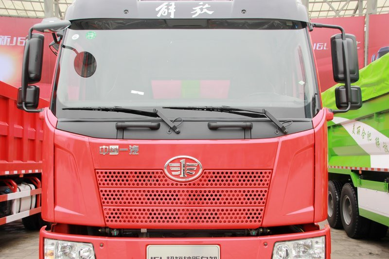 一汽解放 J6L重卡 280马力 8X4 6米 国五自卸车(CA3310P62K1LT4E5)