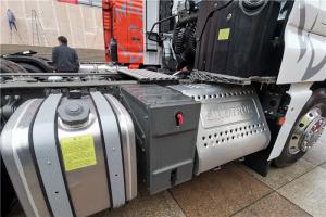 中国重汽 汕德卡SITRAK C7H 600马力 6X4 国六L2级智能牵引车(ZZ4256V324HF1B)