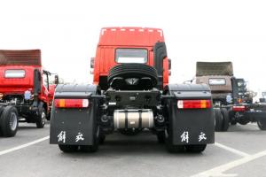 一汽解放青汽 天V重卡 430马力 6X4 京五牵引车(435后桥)(CA4256P2K15T1E5A80)