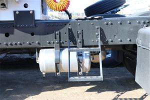 一汽解放青汽 JH6重卡 460马力 6X4 LNG牵引车(国六)(CA4250P25K2T1NE6A80)
