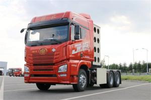 一汽解放青汽 JH6重卡 430马力 6X4 国五CNG牵引车(CA4250P25K15T1NE5A80)