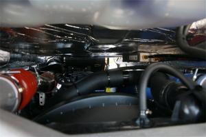 一汽解放青汽 JH6重卡 智尊550超轻版 550马力 6X4 国五牵引车(潍柴)(CA4259P25K2T1E5A80)