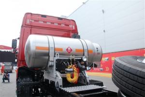 一汽解放青汽 JH6重卡 400马力 6X4 国五LNG牵引车(435后桥)(CA4250P25K27T1E5M)