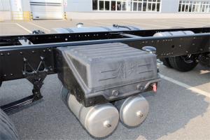 一汽解放青汽 JH6重卡 南方版 420马力 8X4 9.5米 国五仓栅式载货车(CA5310CCYP25K2L7T4E5A80)