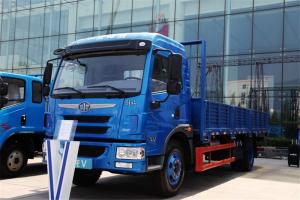 一汽解放青汽 龙V中卡 220马力 4X2 6.75米 国五栏板载货车(CA1169PK2L2E5A80)