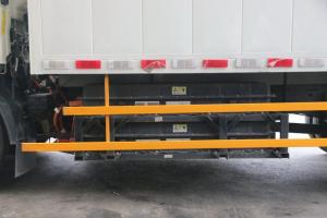 江铃 凯锐EV 4.5T 4.15米单排厢式 82kWh纯电动轻卡载货车(JX5043XXYTGD25BEV)82kWh