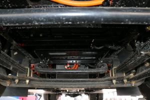 江铃 凯锐800EV 4.5T 4.2米单排厢式 107.52kWh 纯电动轻卡载货车(JX5043XXYTG25BEV)