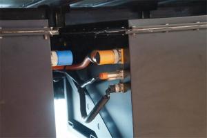 沈阳金杯 骐运 4.5T 4.28米单排纯电动厢式轻卡载货车(SY5040XXYD-EV5)