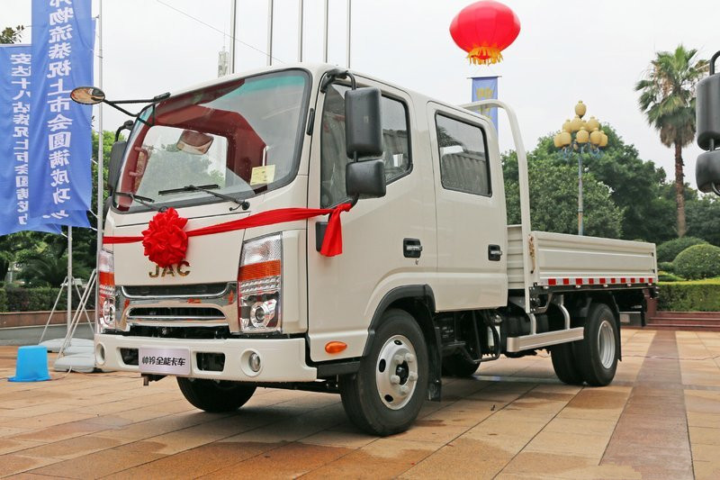 江淮 帅铃Q3 全能版 152马力 3.145米 国五双排栏板轻卡载货车(HFC1041R73K1C3V-1)