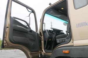 福田 奥铃大黄蜂 210马力 6.8米 国五排半厢式载货车(BJ5186XXY-A1)